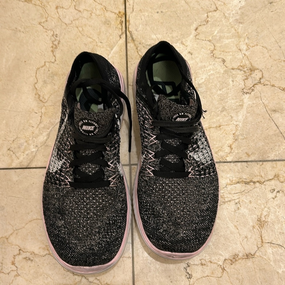 Nike flyknit sneakers
